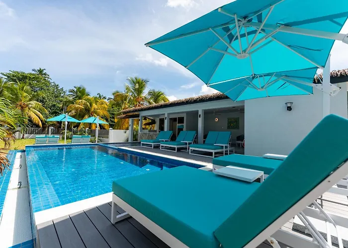 Aparthotel Anse La Mouche 4*