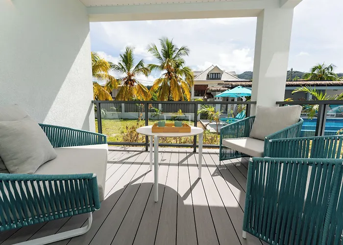 Anse La Mouche Aparthotel